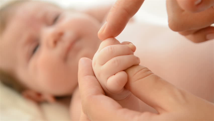 Bebês Ainda na Barriga - Impressão digital aparece após 10 semanas de gestação