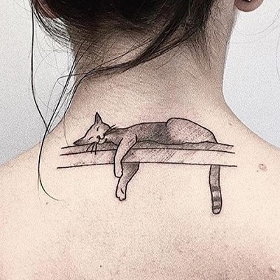 tatuagem gato dormindo