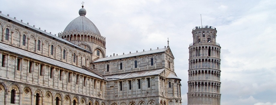 torre de pisa inclinada